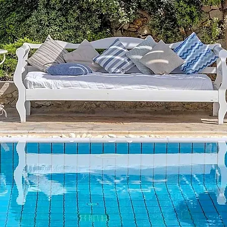 Manu Mykonos Next To The Quality Brand & Ξενοδοχείο *